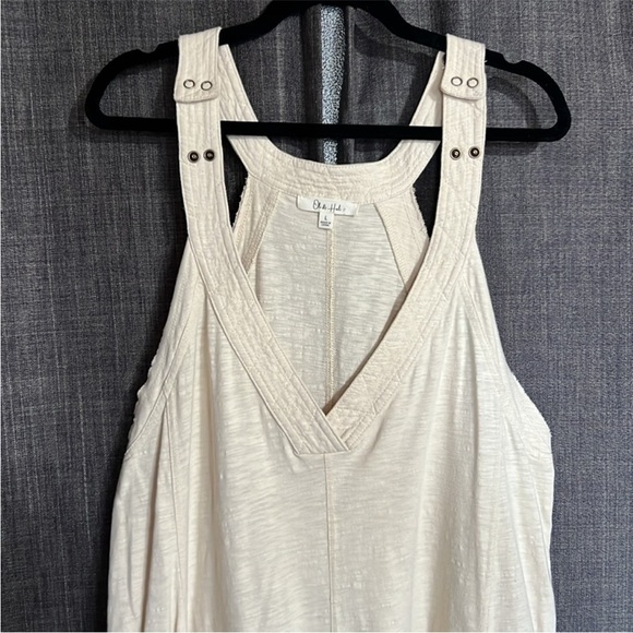 Oil + Hali cream jumpsuit wide leg vneck size large, very OVERSIZED - Picture 2 of 5